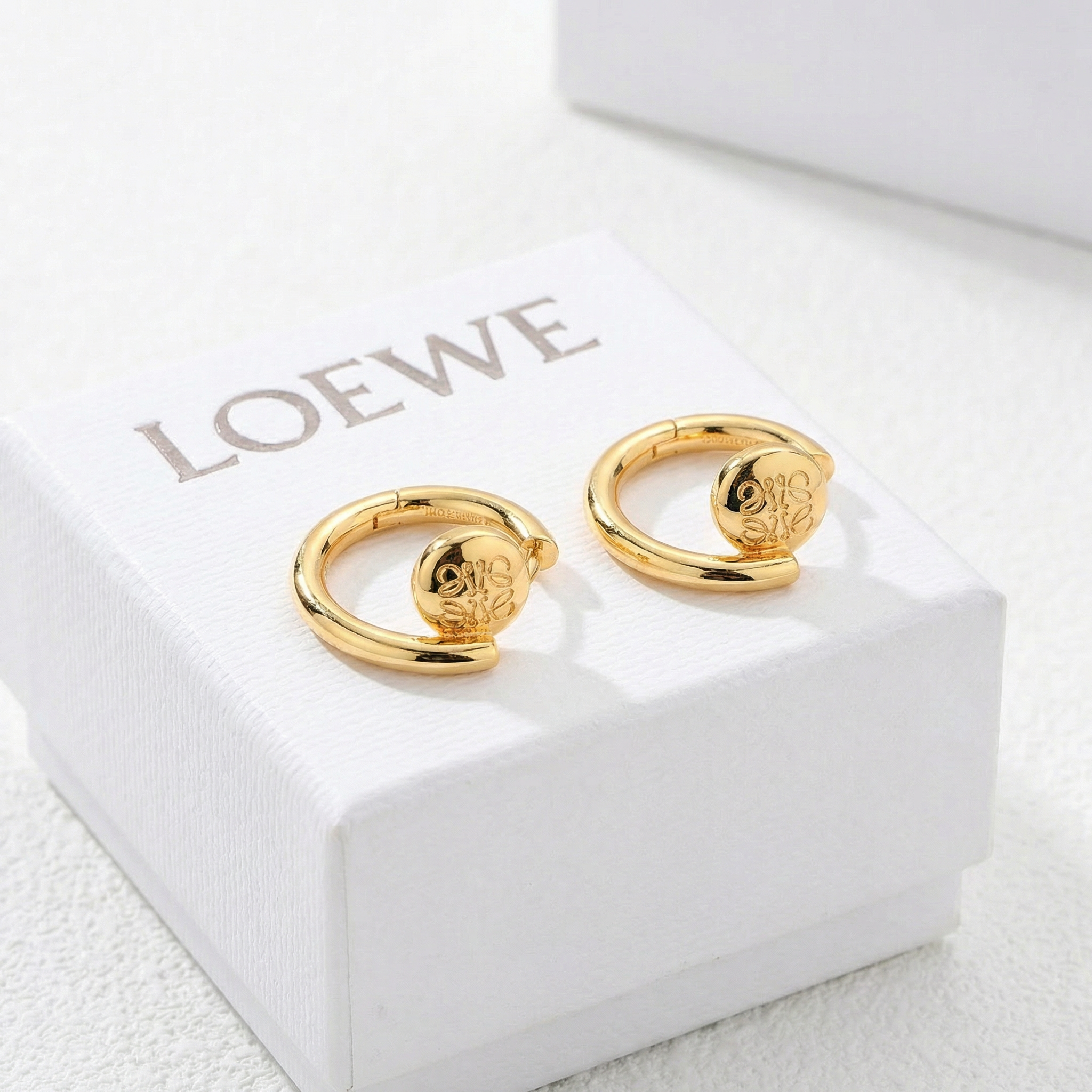 【ロエベ】ピアス 0130-2-4