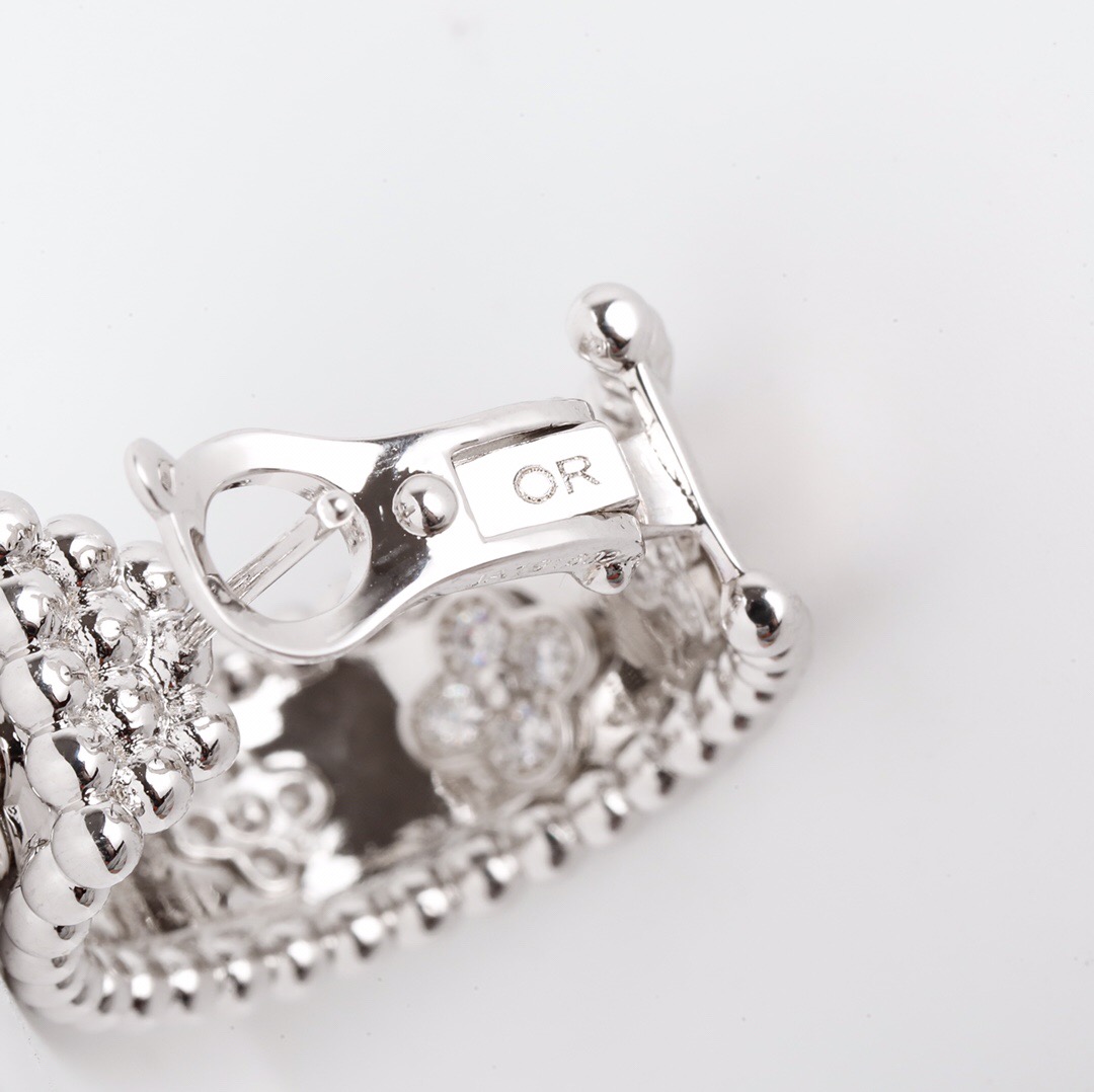 【ヴァンクリーフ】ピアス 0915-1-2