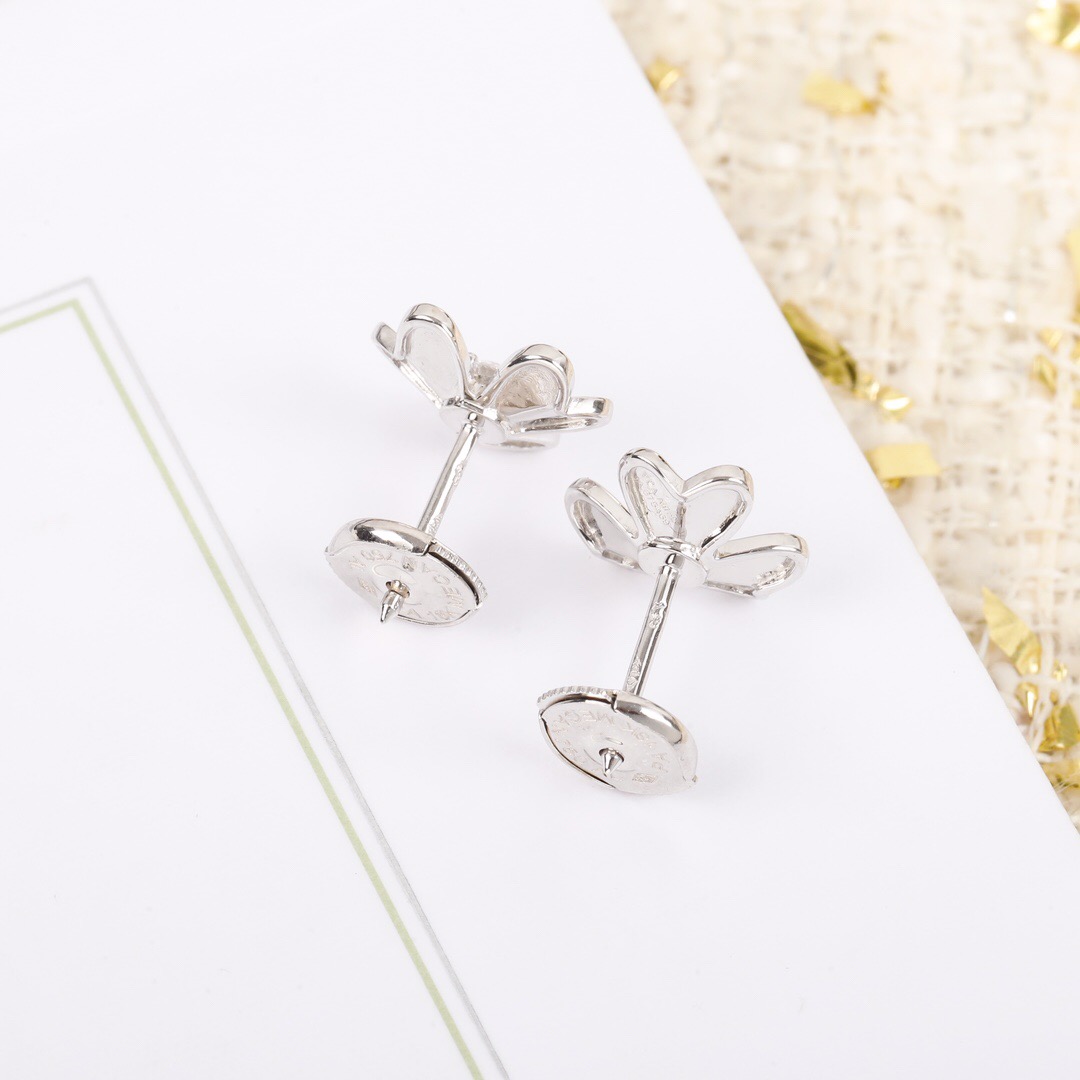 【ヴァンクリーフ】ピアス 0915-1-3