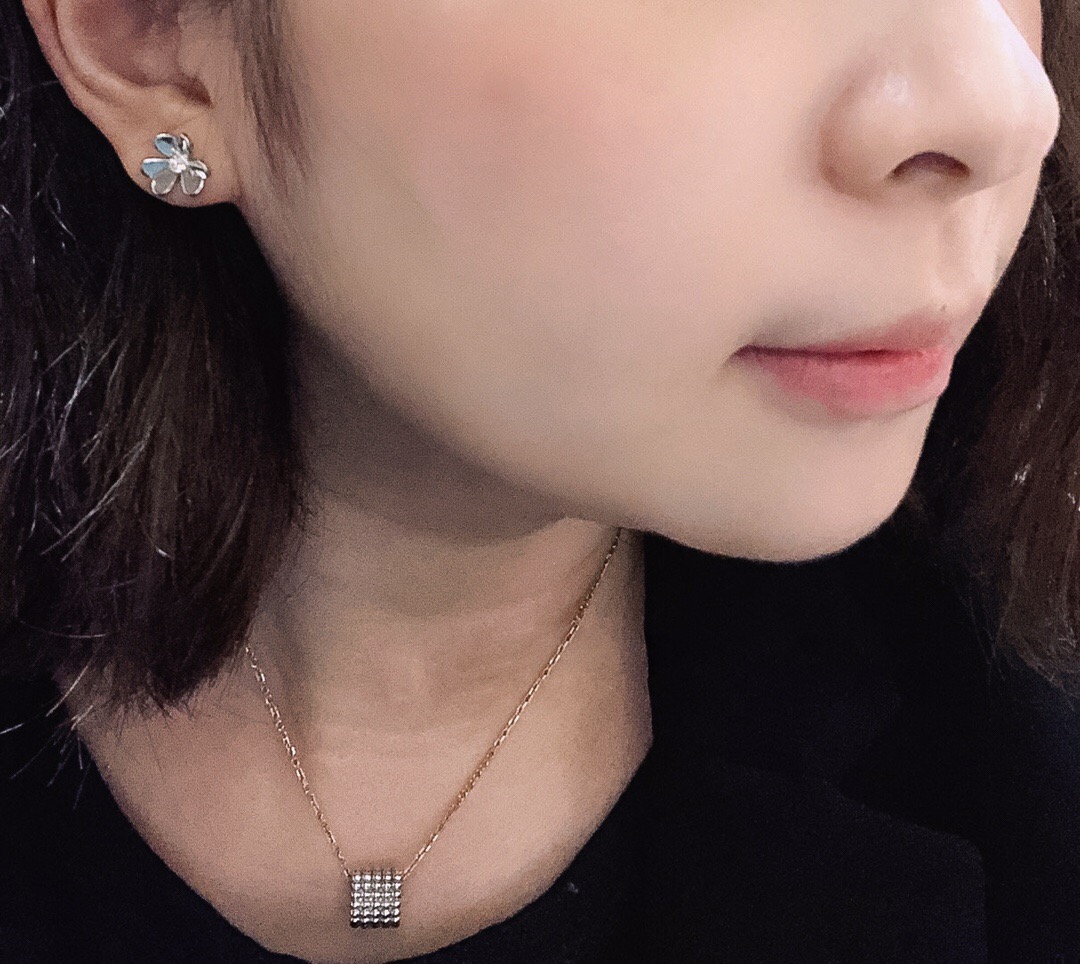 【ヴァンクリーフ】ピアス 0915-1-3