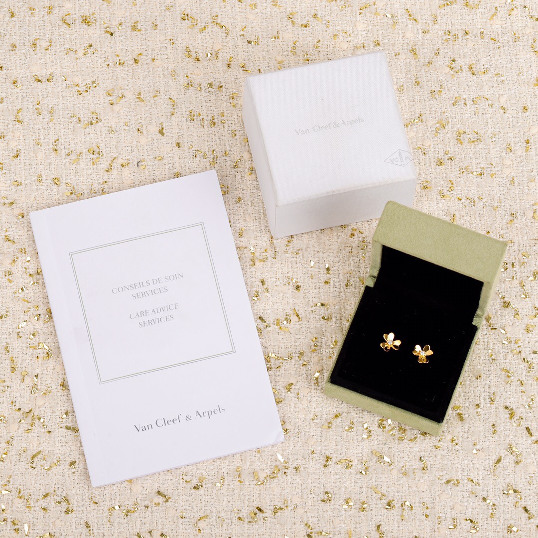 【ヴァンクリーフ】ピアス 0915-1-3