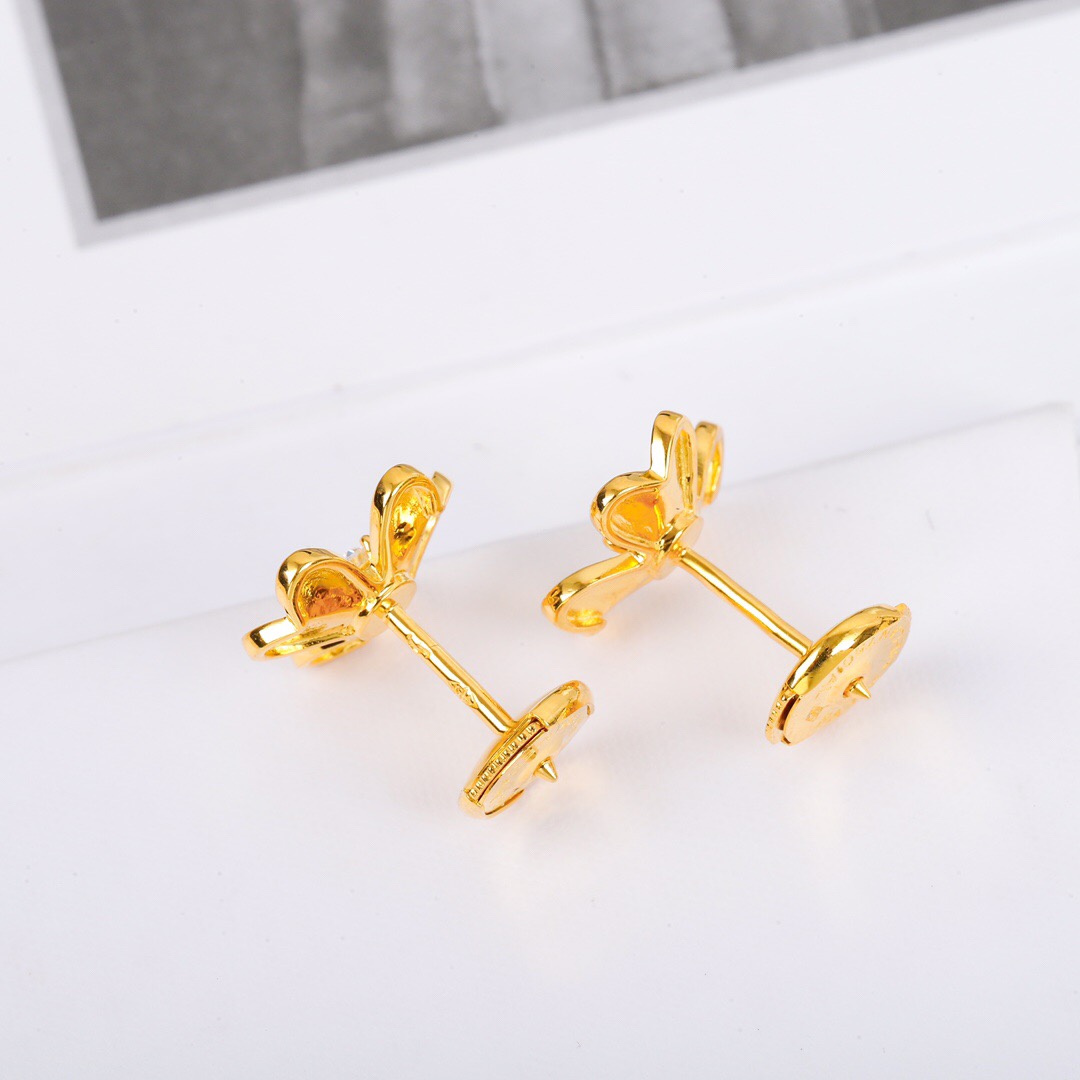 【ヴァンクリーフ】ピアス 0915-1-3