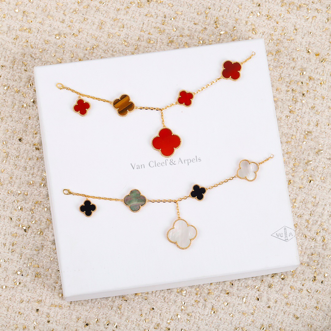 【ヴァンクリーフ】ブレスレット 0915-2-4