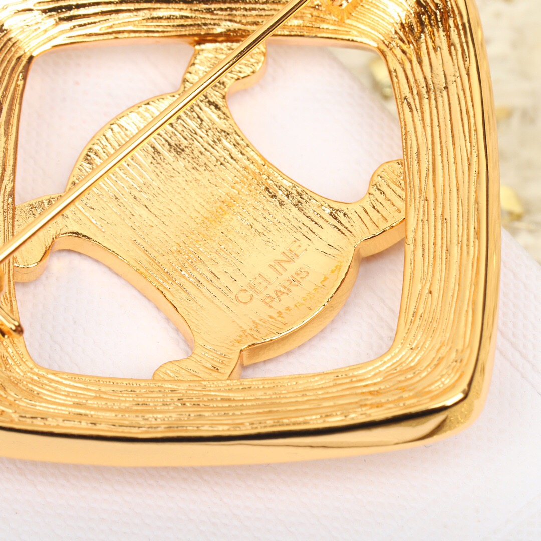 【セリーヌ】ブローチ・コサージュ 1021-3-6