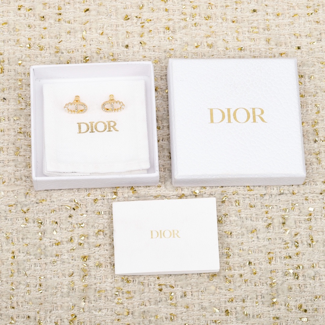 【ディオール】ピアス 26126-10