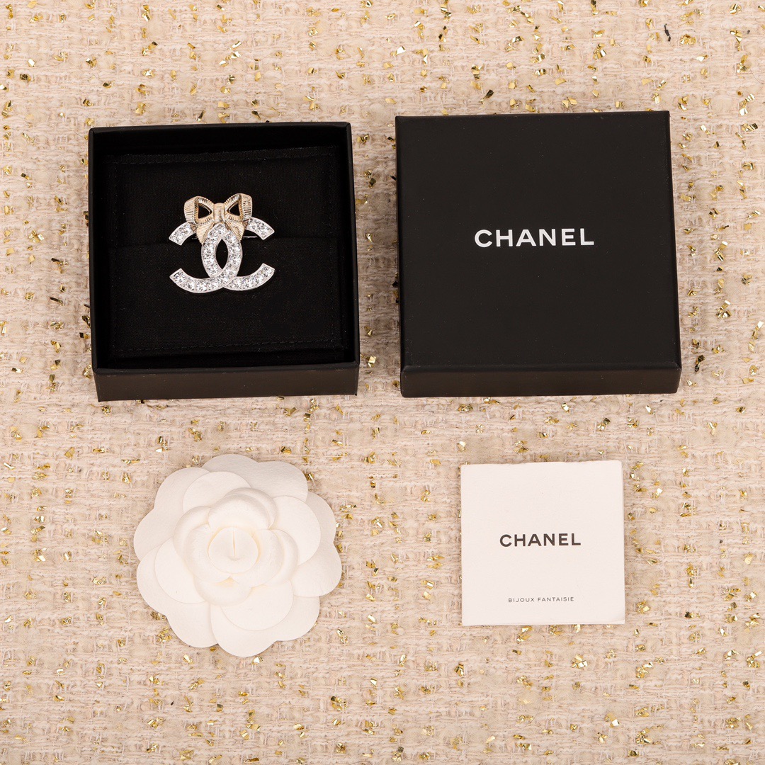 【シャネル】ブローチ・コサージュ 26-0313-4
