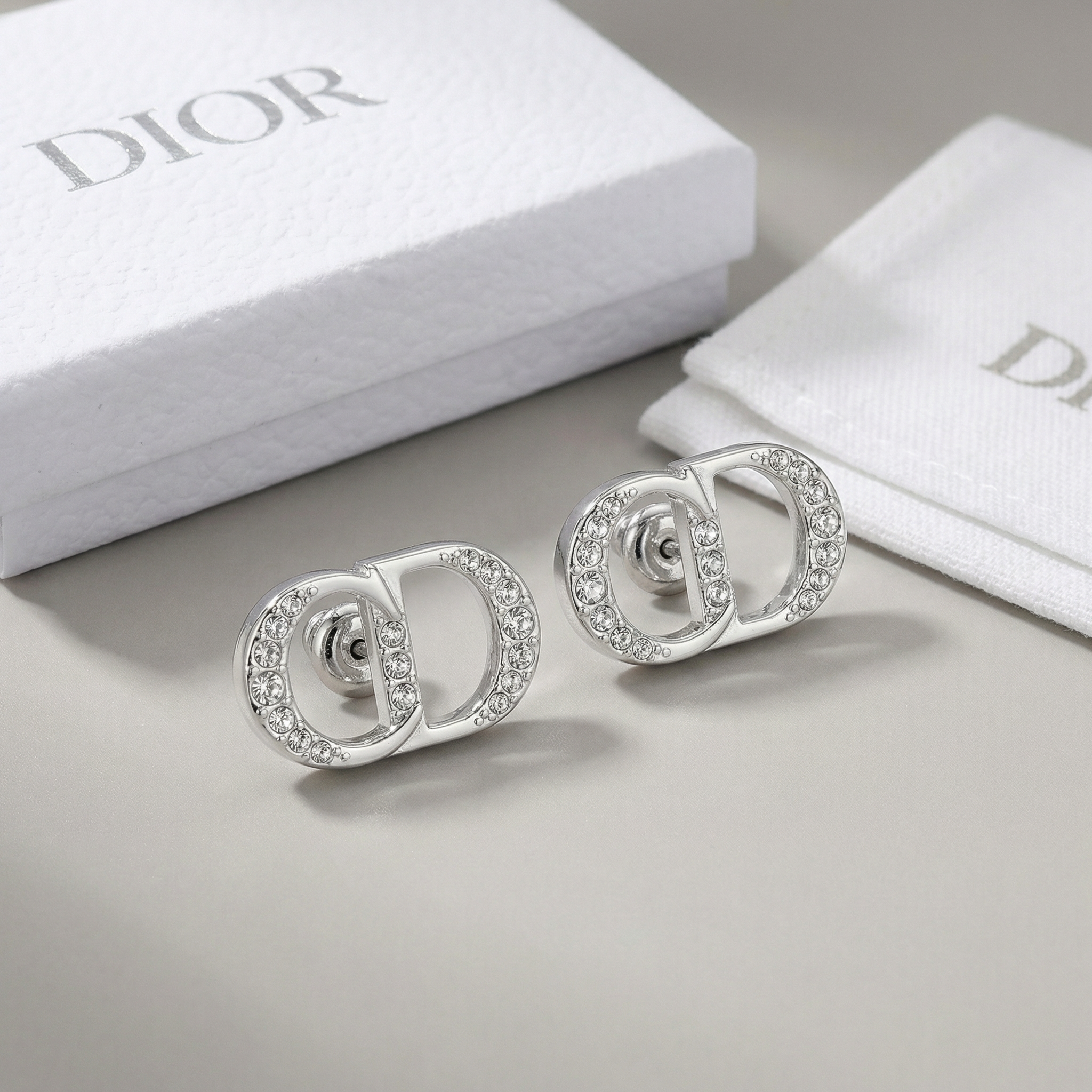 【ディオール】ピアス 26126-9