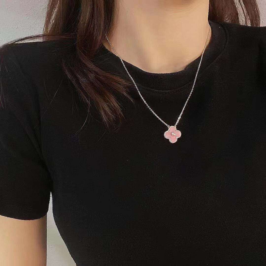 【ヴァンクリーフ】ホリデー限定 ネックレス・ペンダント 0825-4-53