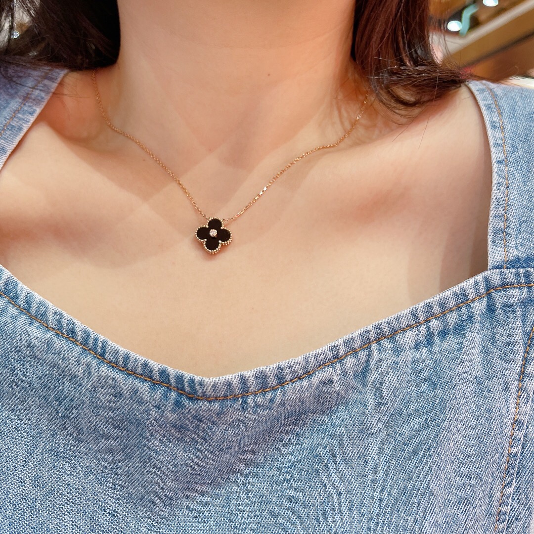 【ヴァンクリーフ】ホリデー限定2016 ネックレス・ペンダント 1010-1-4