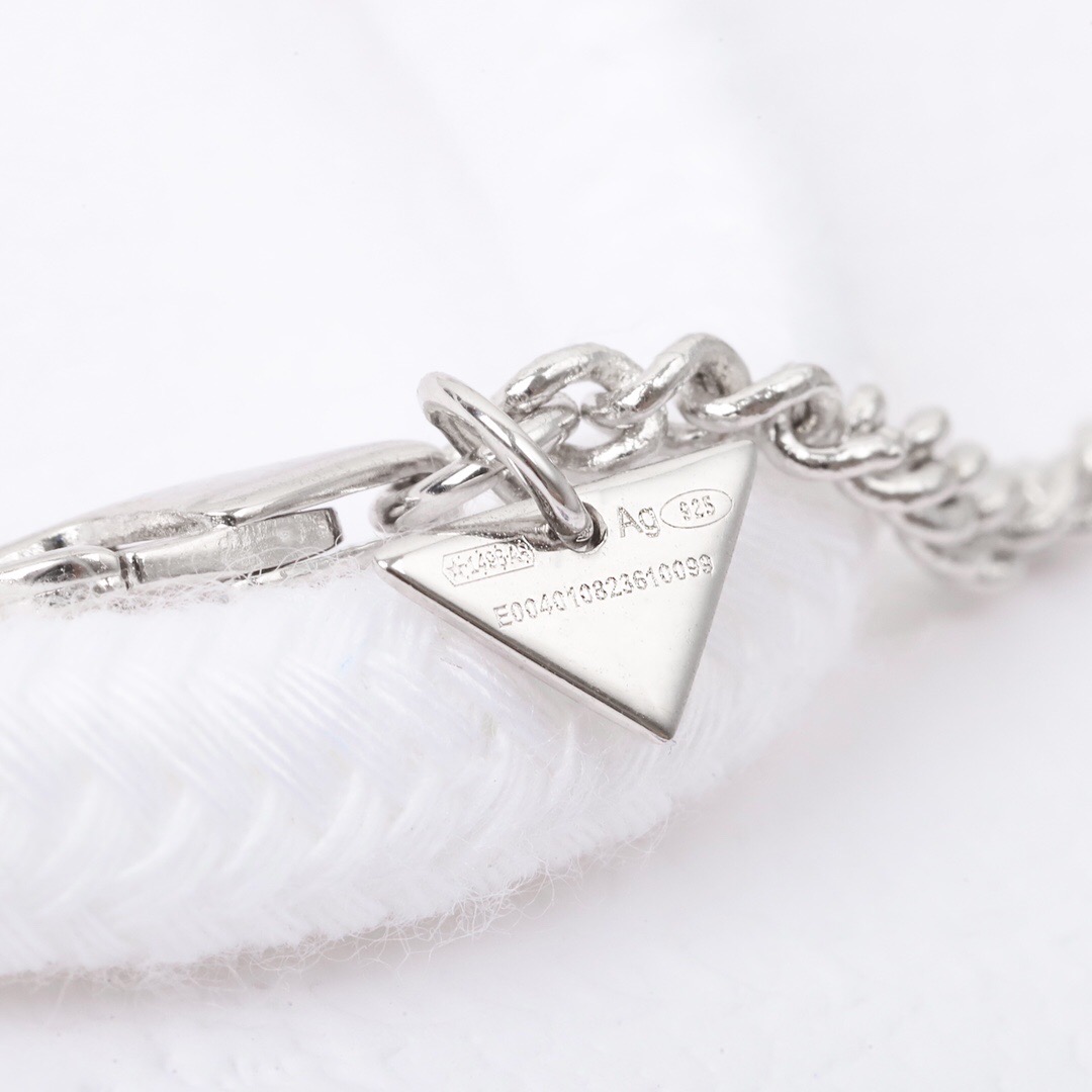 【プラダ】ネックレス・ペンダント 0824-3-2