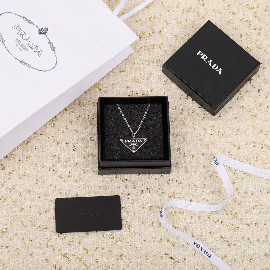 【プラダ】ネックレス・ペンダント 0824-3-2