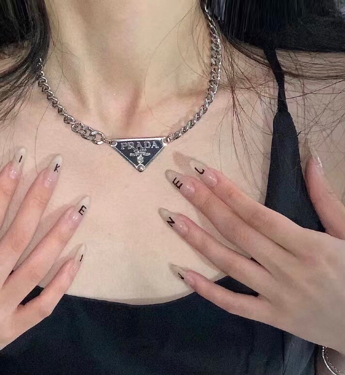 【プラダ】ネックレス・ペンダント 0824-2-11