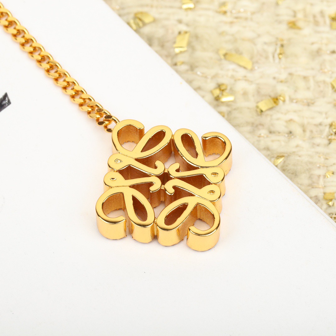 【ロエベ】ネックレス・ペンダント 0830-1-2