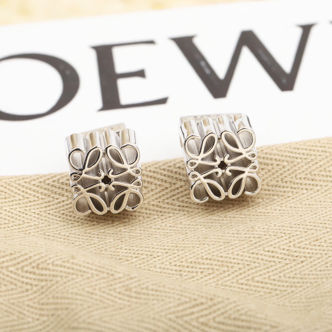 【ロエベ】ピアス 0804-3-1