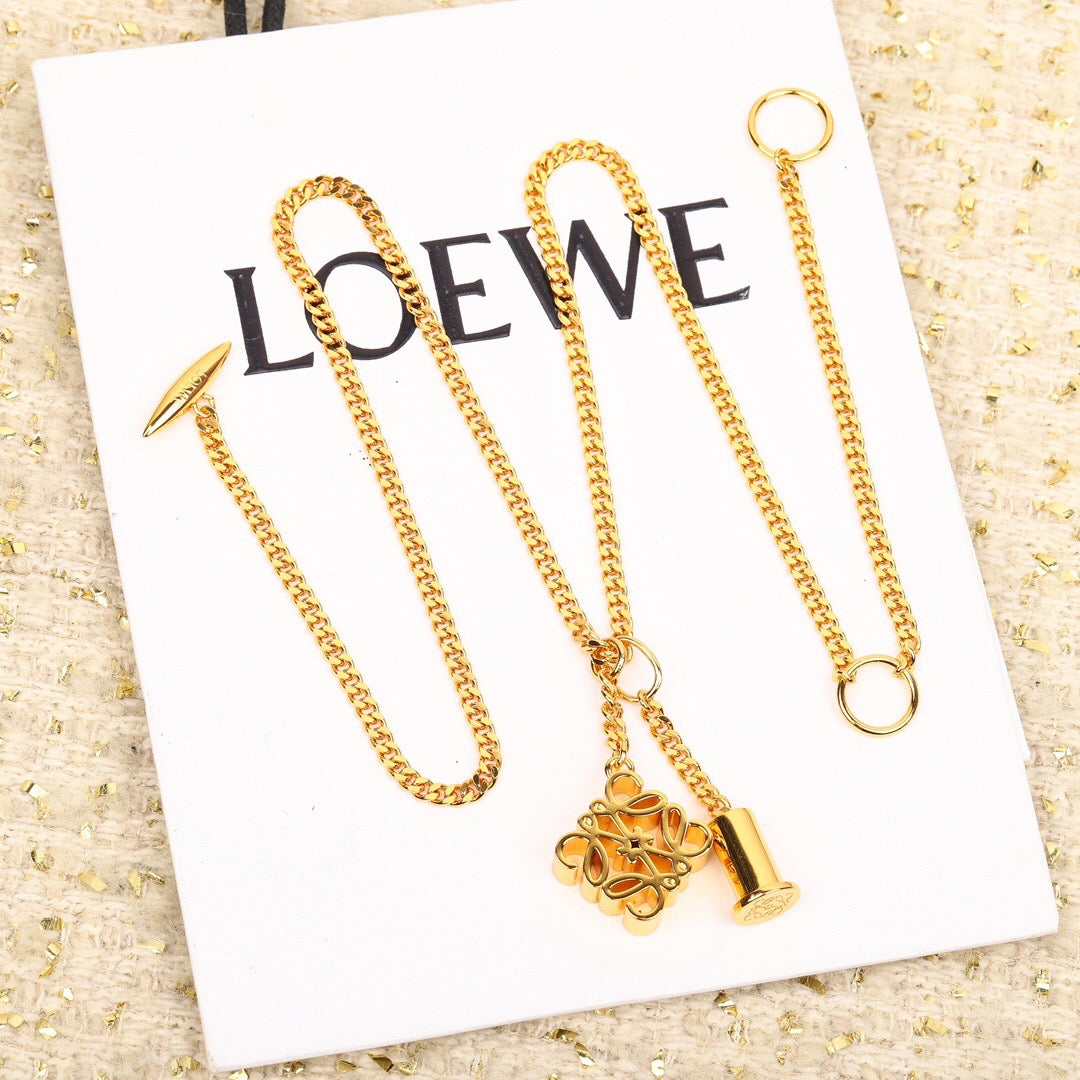 【ロエベ】ネックレス・ペンダント 0804-1-4