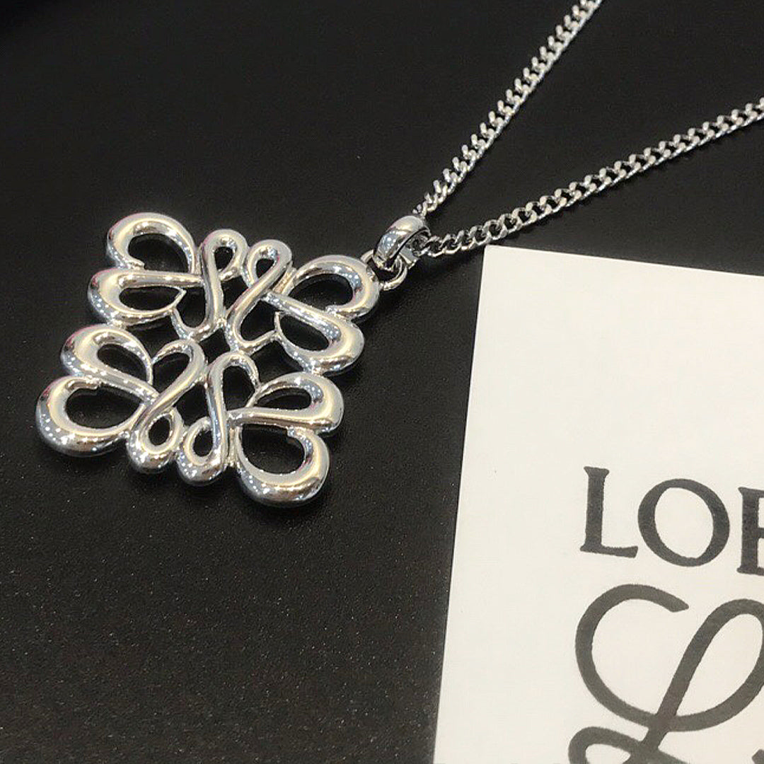 【ロエベ】ネックレス・ペンダント 0804-1-6