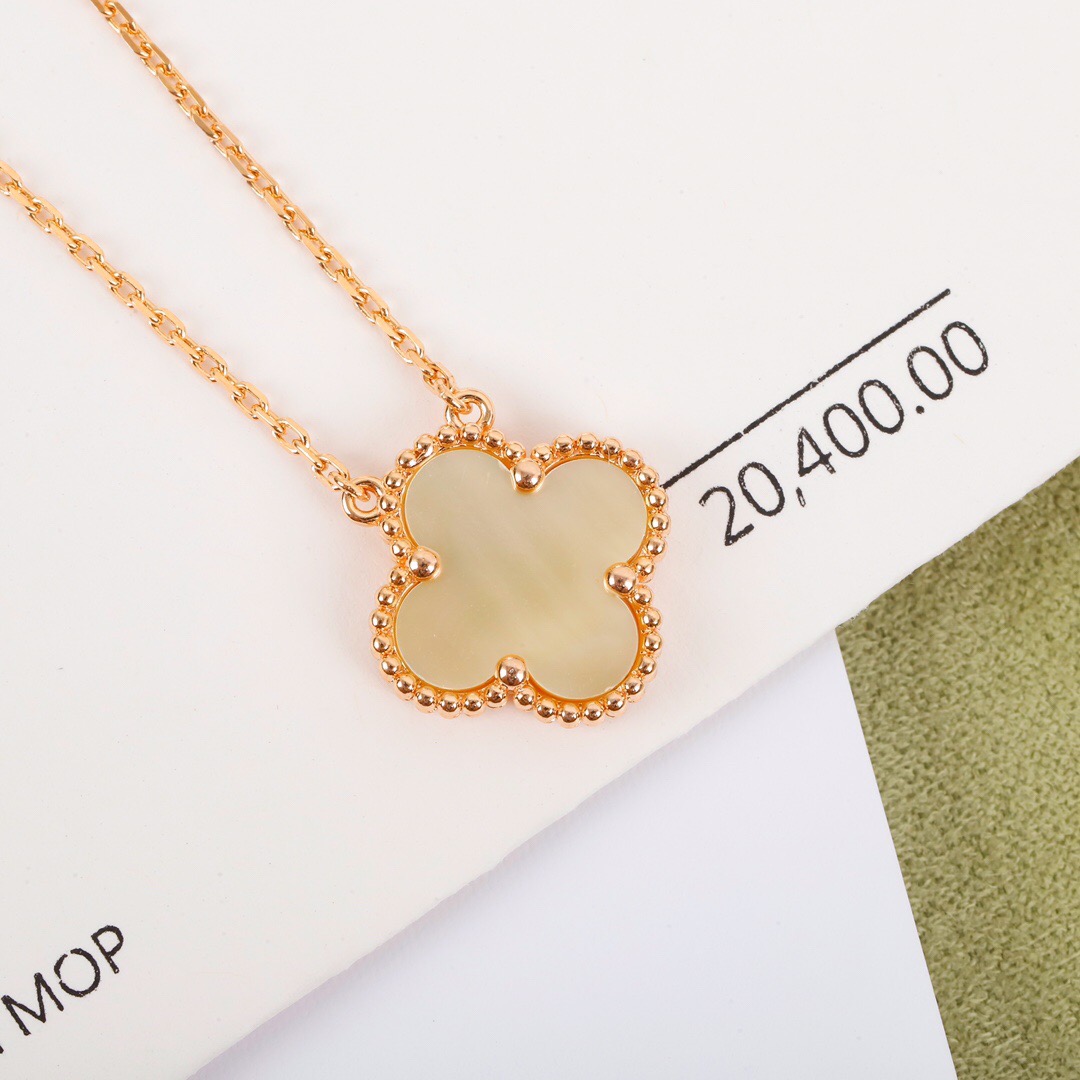 【ヴァンクリーフ】ネックレス・ペンダント 0825-4-37