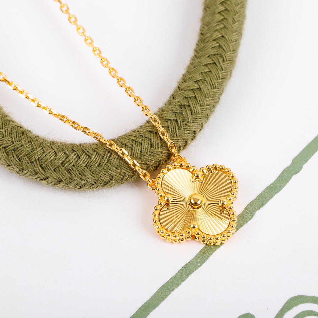 【ヴァンクリーフ】ネックレス・ペンダント0825-4-57