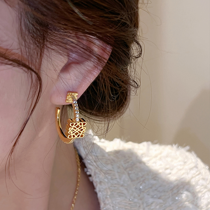 【ロエベ】ピアス 0408-1-3