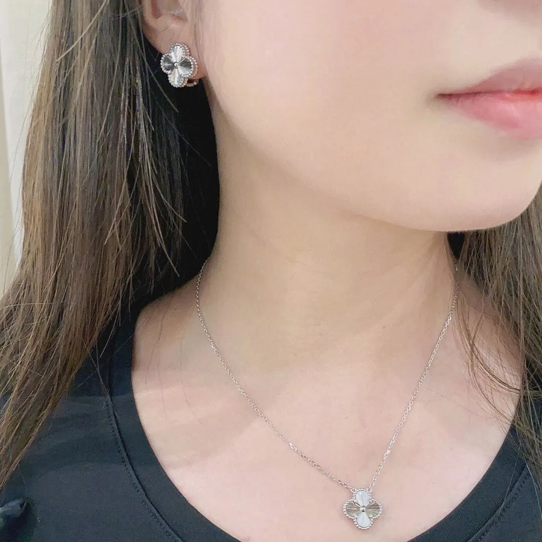 【ヴァンクリーフ】ピアス 0915-1-4