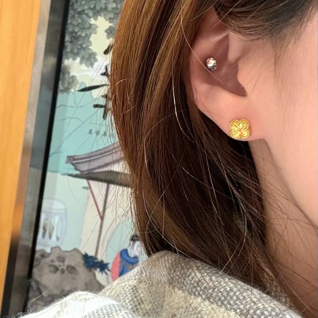 【ヴァンクリーフ】ピアス 0124-4