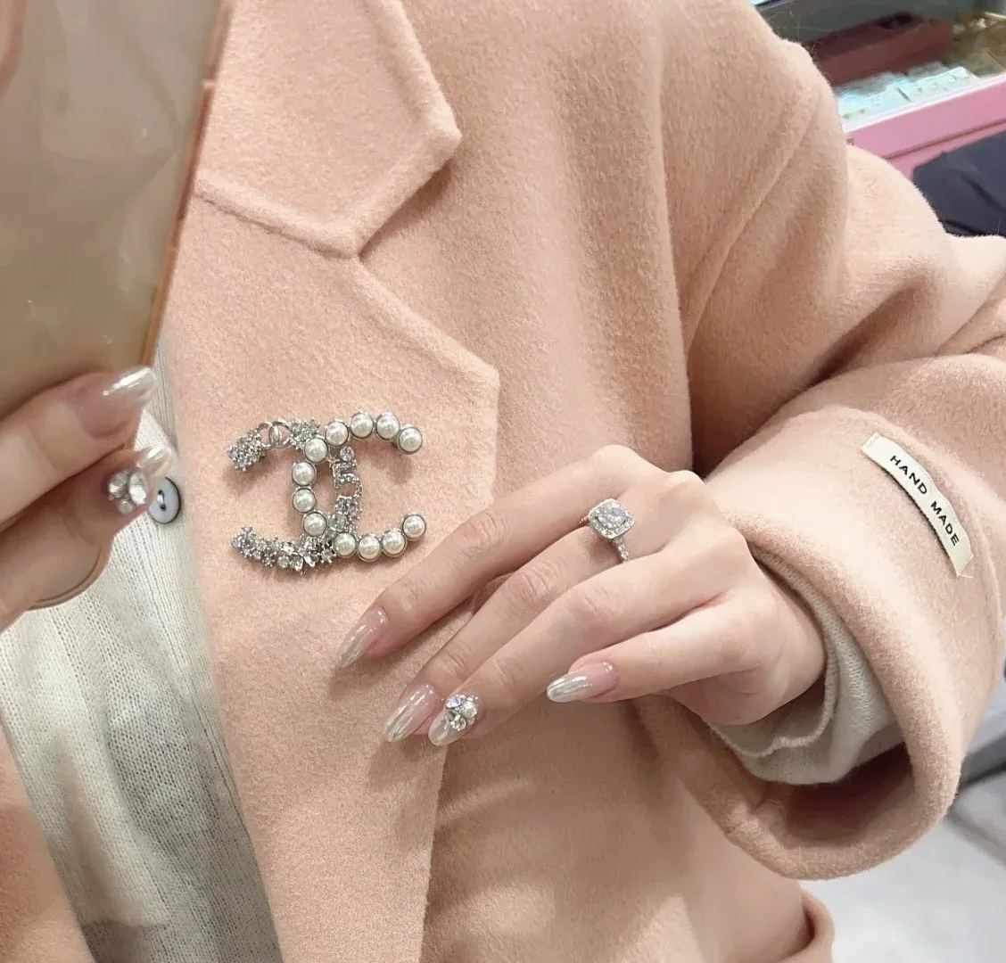 【シャネル】ブローチ・コサージュ 1021-1-4