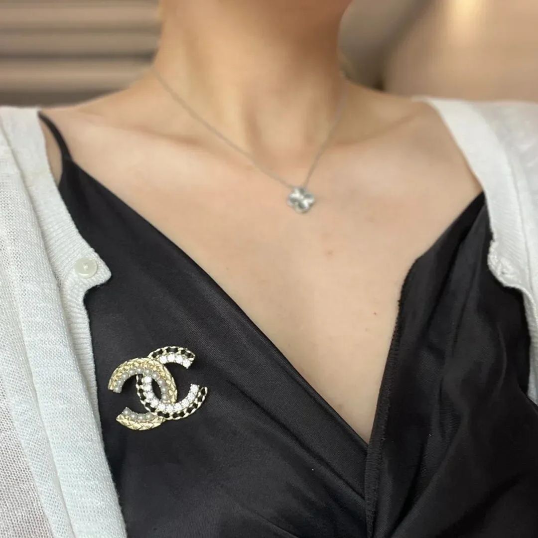 【シャネル】ブローチ・コサージュ 0829-4-24-1