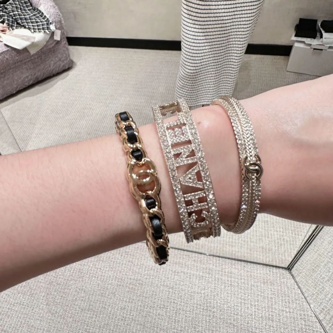 【シャネル】バングル1210-1-1