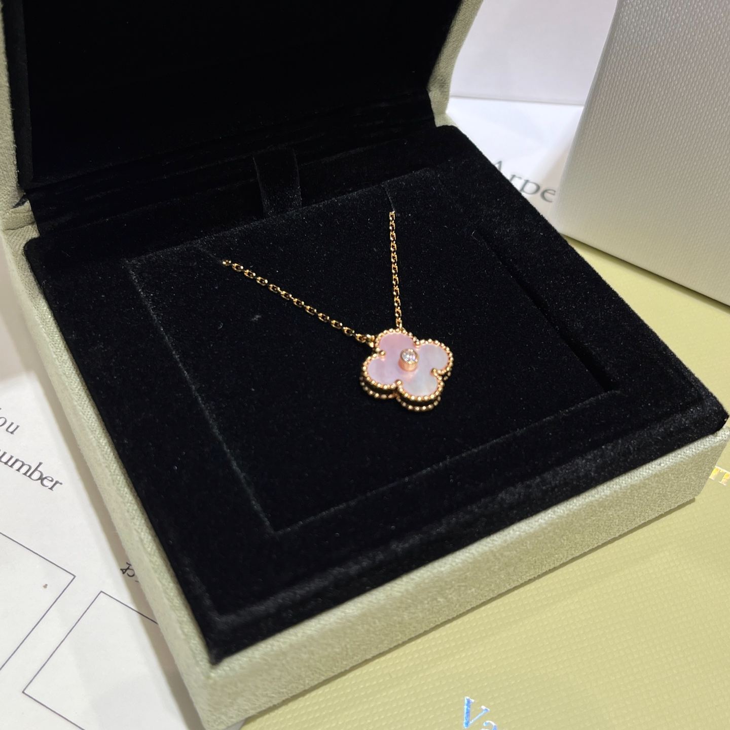 【ヴァンクリーフ】ホリデー限定2025 ネックレス・ペンダント 1029-1-1