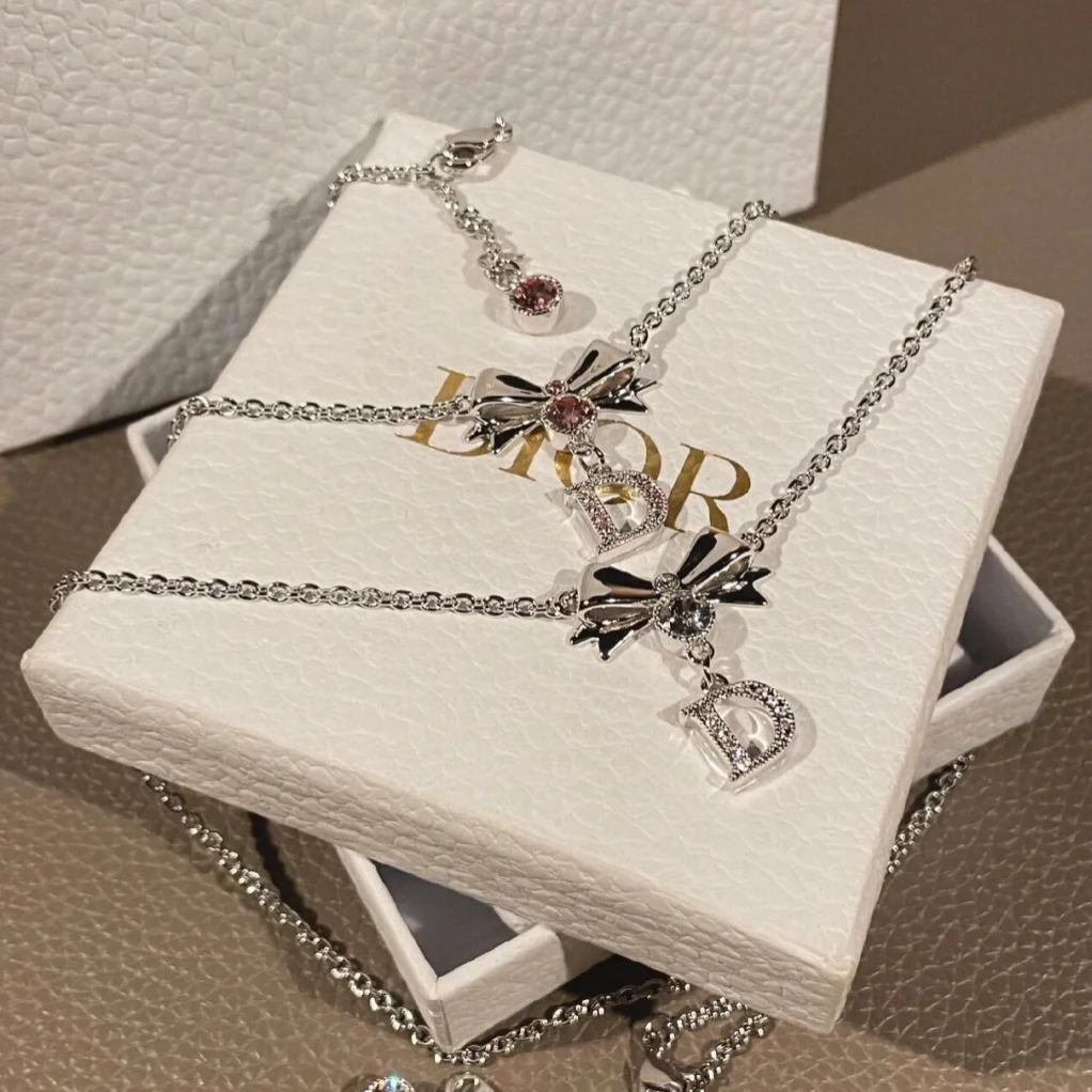 【ディオール】ネックレス・ペンダント 26126-1