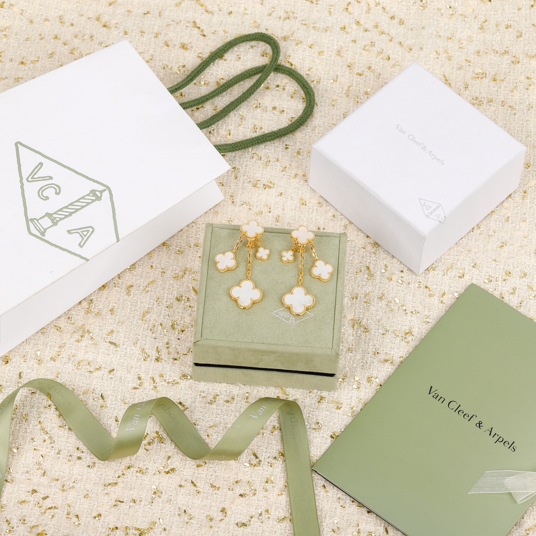 【ヴァンクリーフ】ピアス 0905-3-1