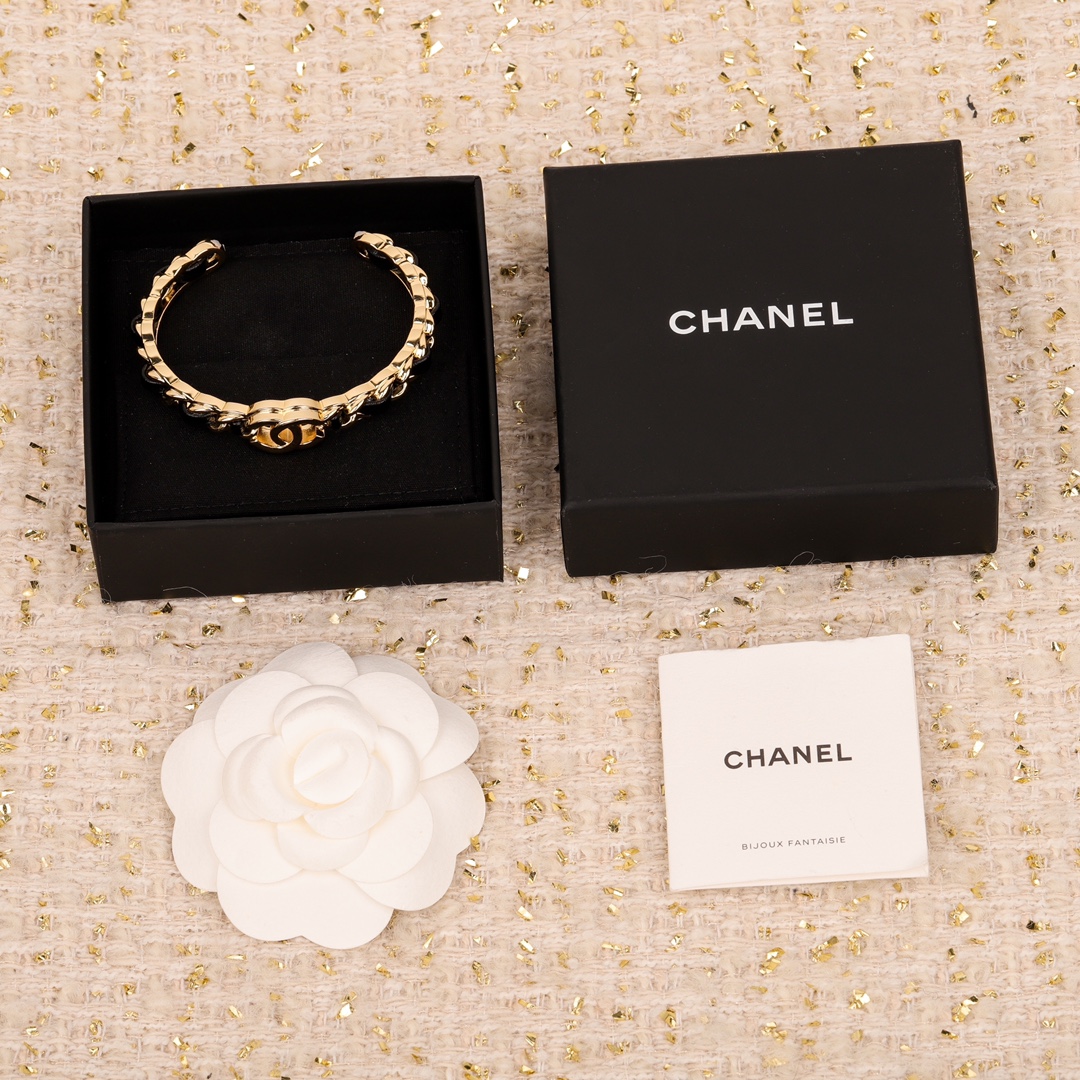 【シャネル】バングル1210-1-1