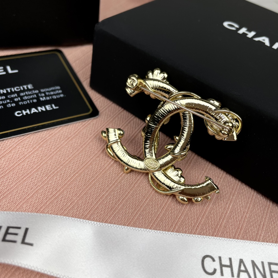 【シャネル】ブローチ・コサージュ26117-5