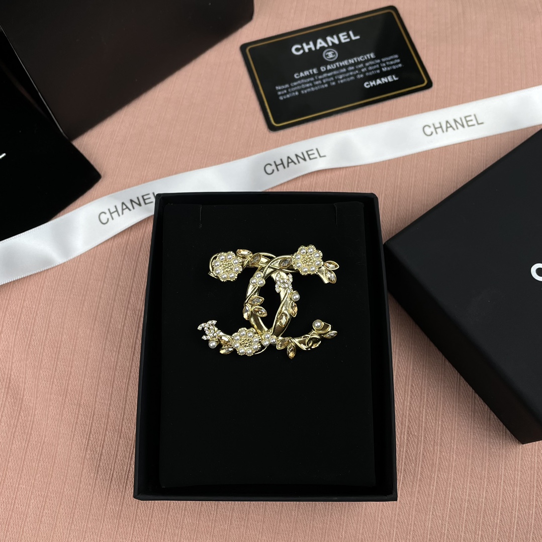 【シャネル】ブローチ・コサージュ26117-5