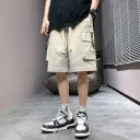 米白色
