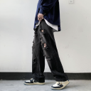 黑色