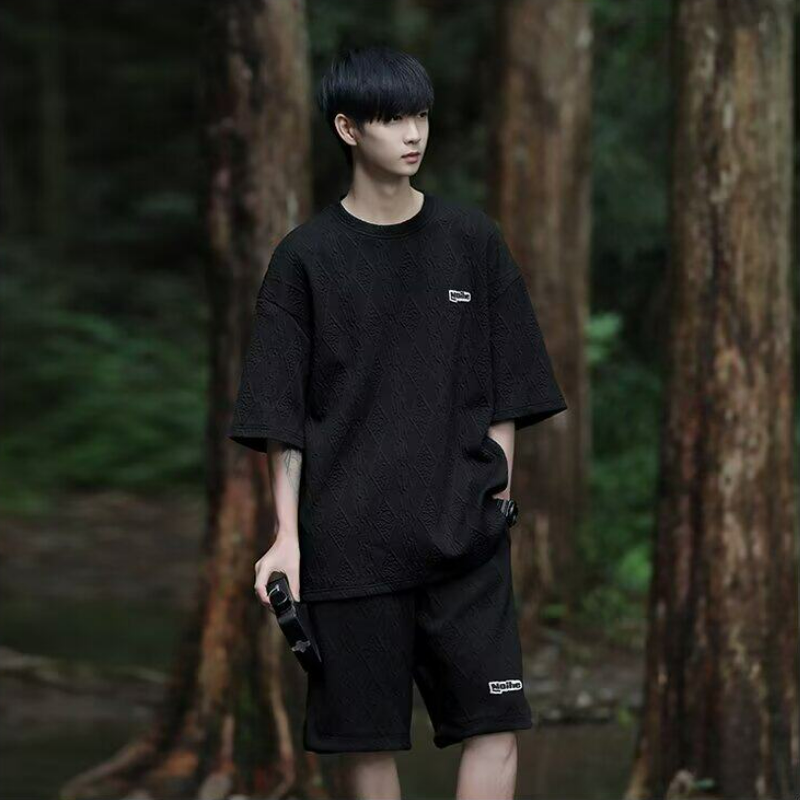 【整套】潮流痞帥百搭寬松圓領提花紋理短袖T恤+休閑短褲兩件套