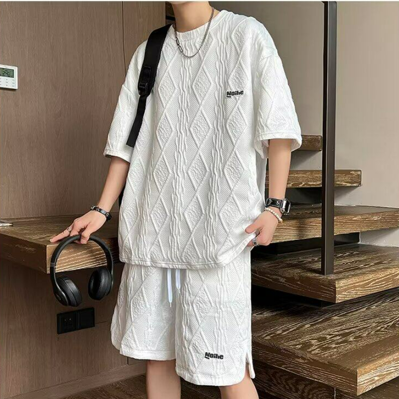 【整套】潮流痞帥百搭寬松圓領提花紋理短袖T恤+休閑短褲兩件套