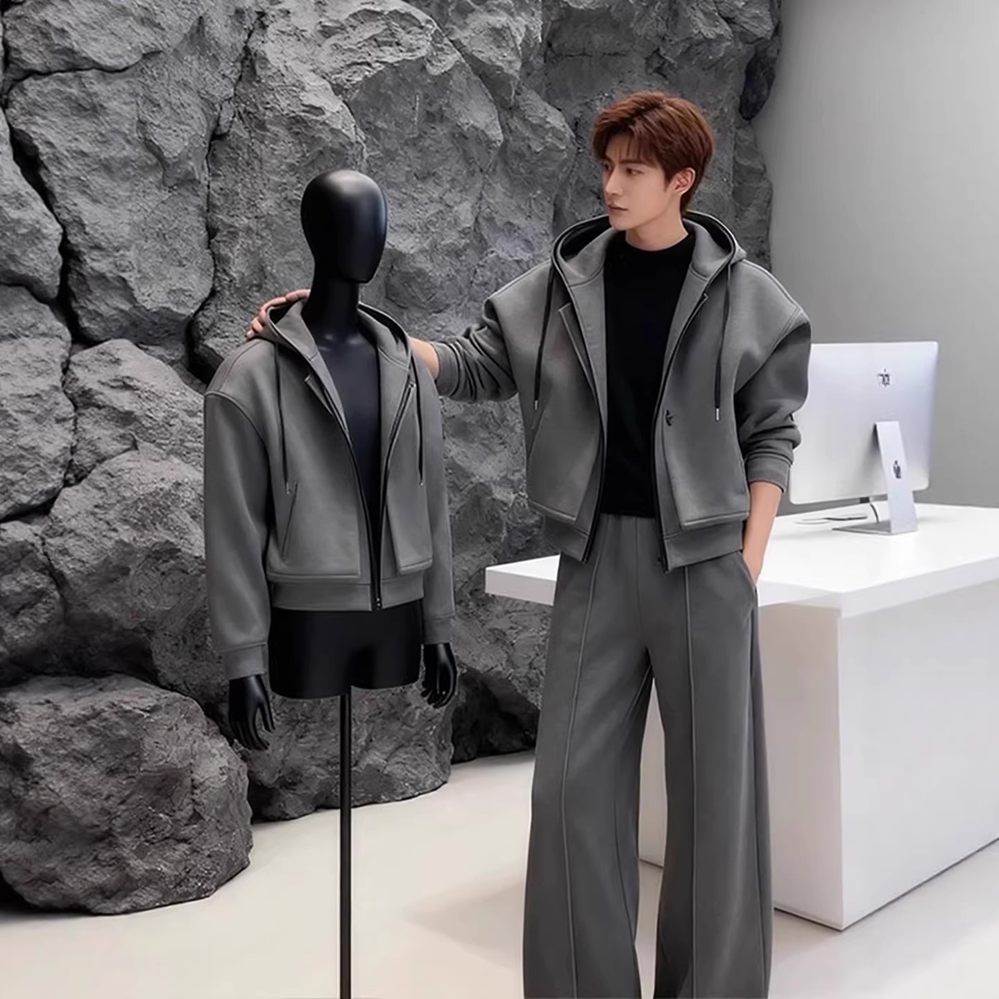 【整套】高級感酷帥加厚連帽外套+潮流休閒長褲兩件套
