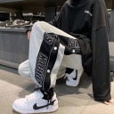 灰色