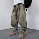 灰綠色