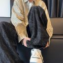 黑色
