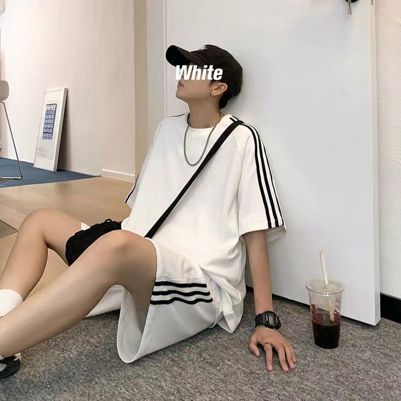 【套裝】休閒男女情侶款三條杠短袖T恤+短褲兩件套裝-vivivale