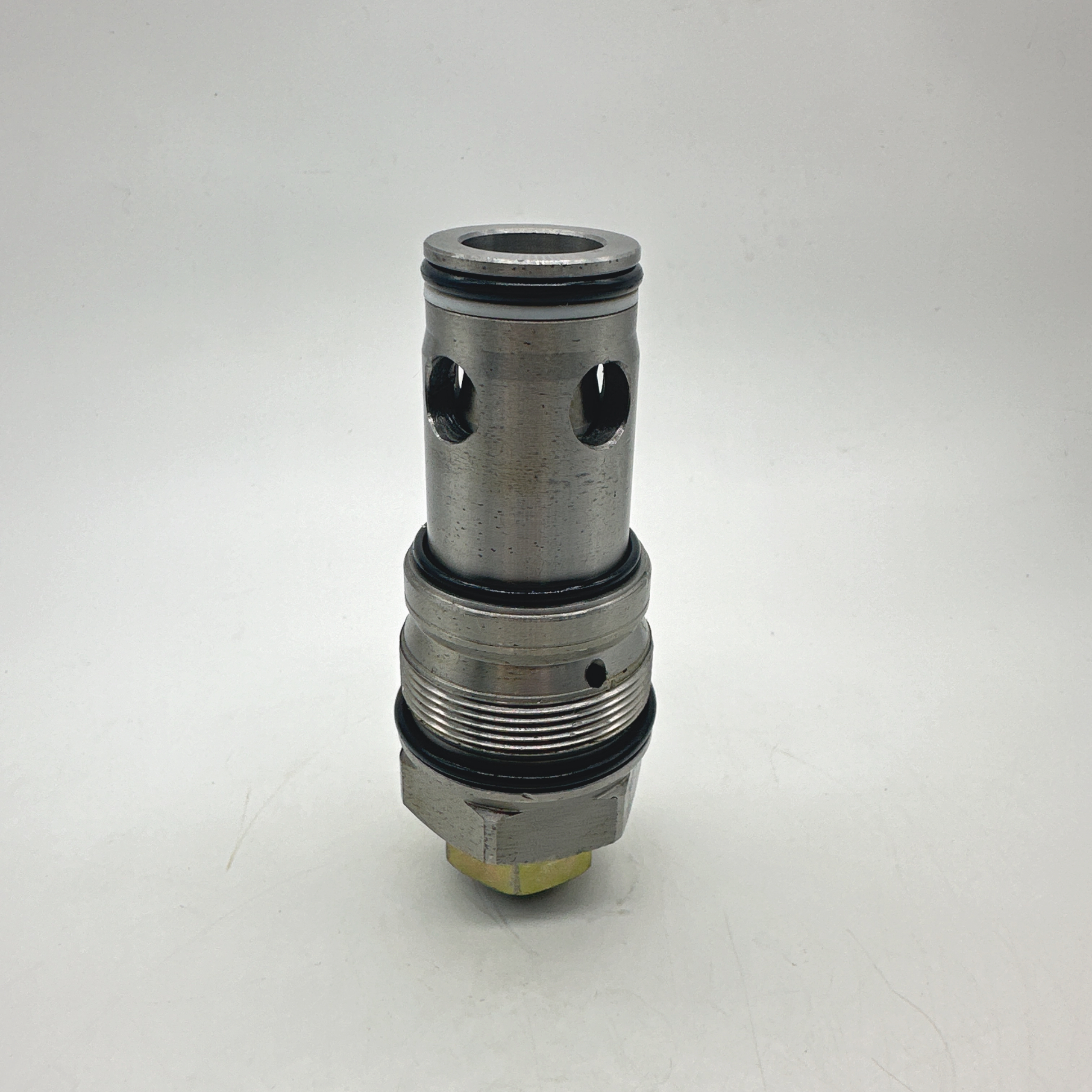 Liebherr Komatsu excavator universal relief valve. Compatible part number; 901225317 R901225317