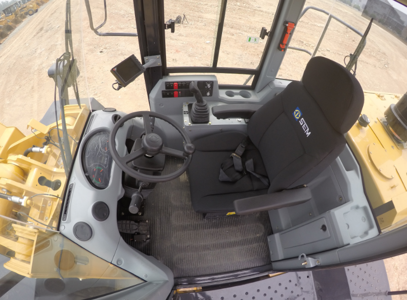 Shan Gong SEM680E wheeled 8-ton heavy-duty loader