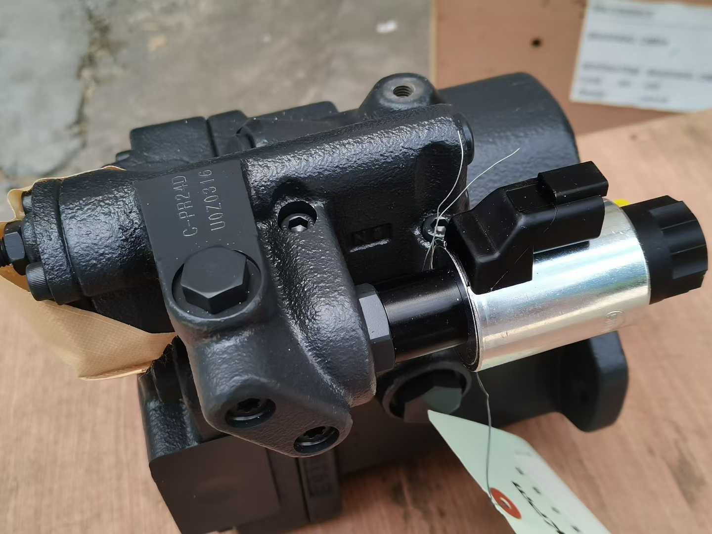 SANY485/550. KYB fan motor, Kawasaki fan pump // K3VL28/C -10RSM-PR-T574 USE FOR/0ZKL297638/0ZKL297638SANY-MA23WO110033071M25B01654