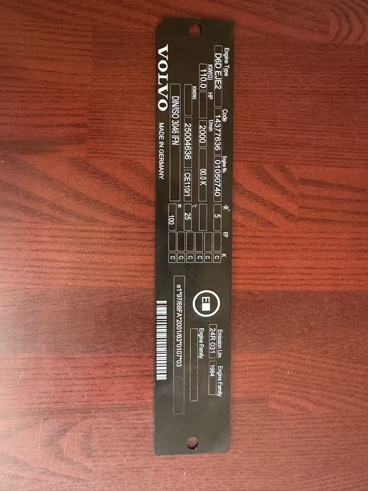 VOLVO. D6D Engine Assembly