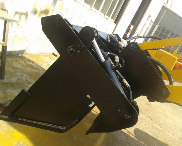 SAM/WZ30-A 7-ton multi-functional wheel-type excavator-loader