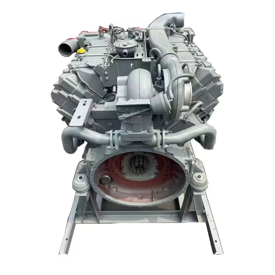 DEUTE Diesel Engine Assembly - 6-cylinder turbocharged water-cooled TCD2015V06