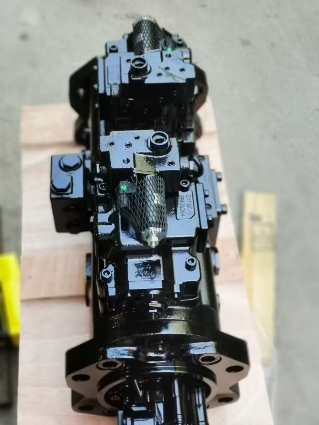 （remanufacturing/new ）Gearbox Kawasaki K3V112